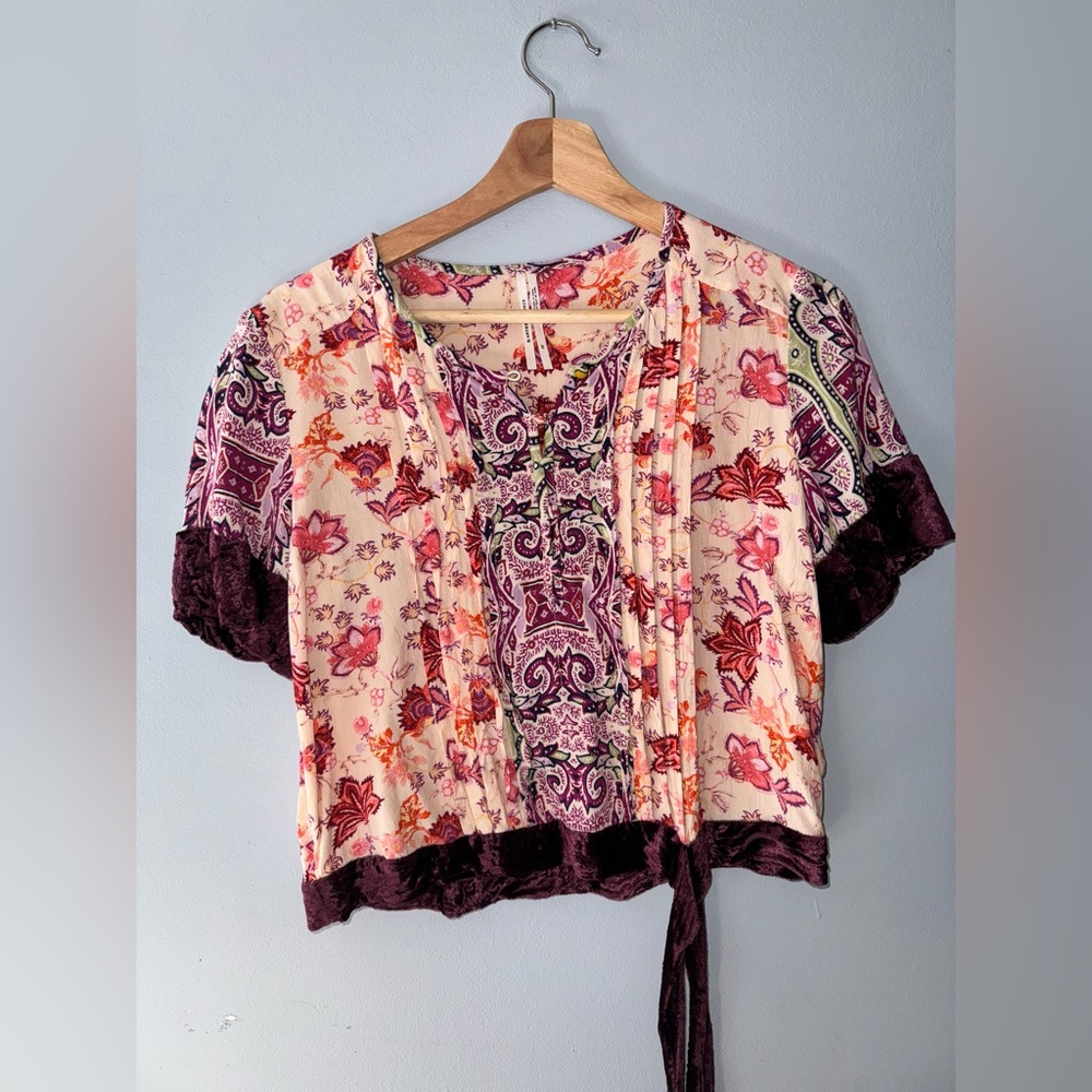 Anthropologie Clara velvet Trimmed top.
